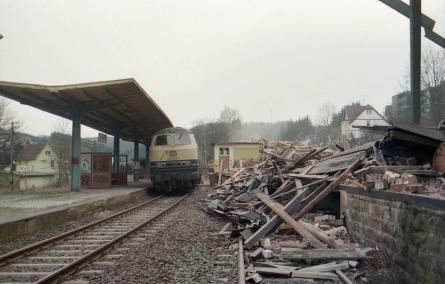 07.03.1989 durch Bahnhof Kierspe