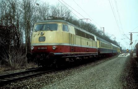 10.03.1982 in  Offingen