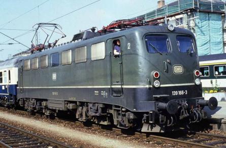 26.04.1988 im Bf Singen